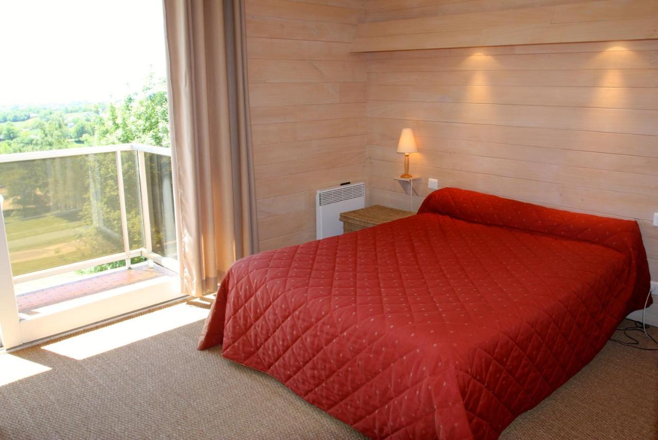 โฮเต็ล เรสเทอรองต์ เซกาลา แปล็ง เซียล Hotel Baraqueville ภายนอก รูปภาพ